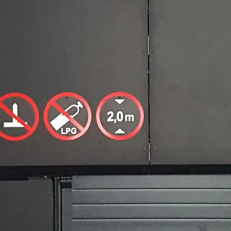 Happy Presidential, Self Check-in, Parking In The Underground Garage * Wilno