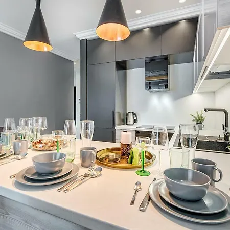 公寓 Happy Presidential, Self Check-in, Parking In The Underground Garage *