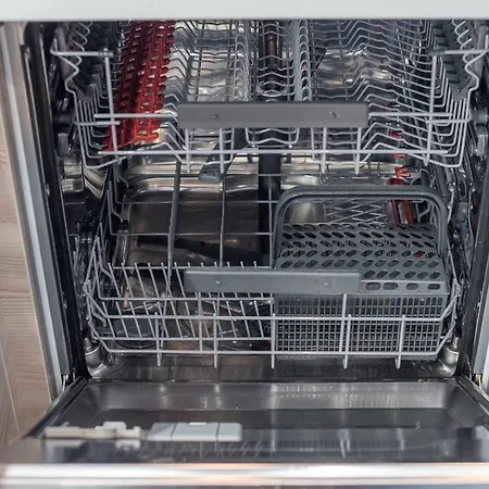 Happy Presidential, Self Check-in, Parking In The Underground Garage *